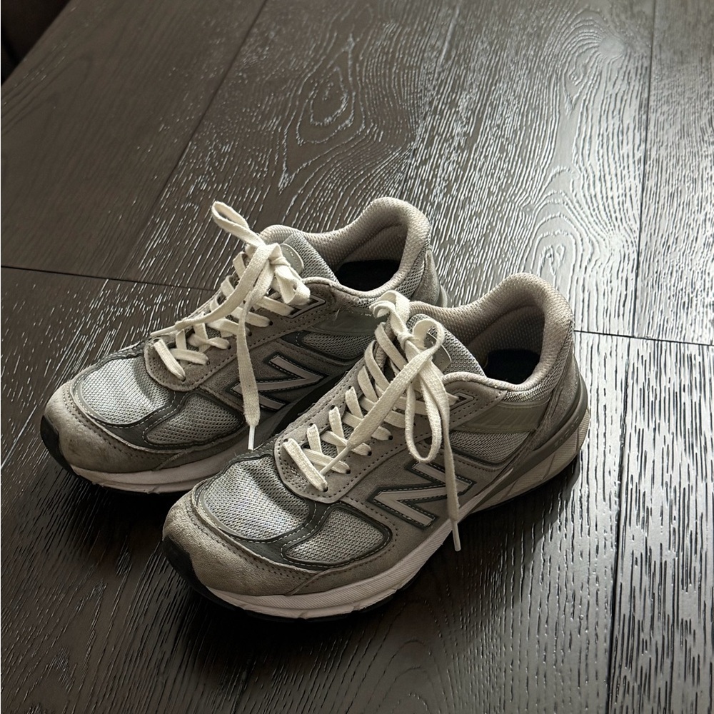 New Balance Women’s Gray Athletic Shoes